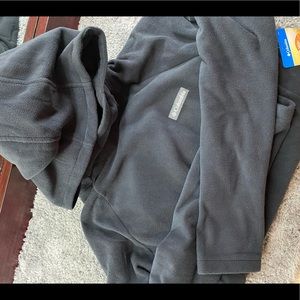 Columbia Pullover 🤍